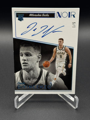 2018-19 Panini Noir #400 Donte DiVincenzo RC Rookie Sapphire Auto #/5