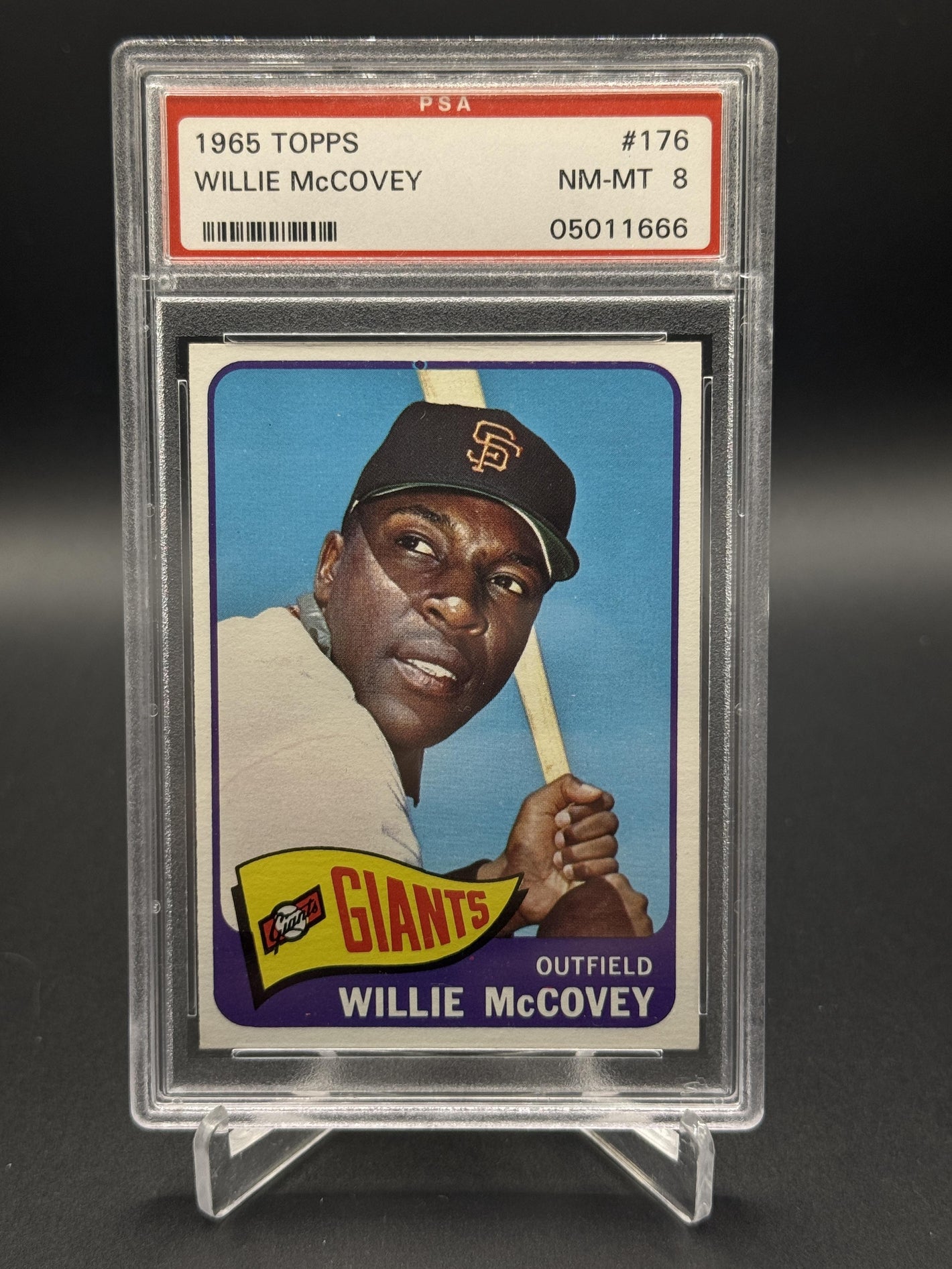 1965 Topps #176 Willie McCovey PSA 8