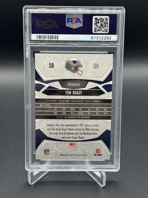 2008 Donruss Gridiron Gear #58 Tom Brady PSA 9