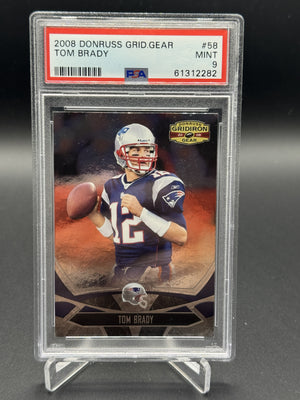 2008 Donruss Gridiron Gear #58 Tom Brady PSA 9