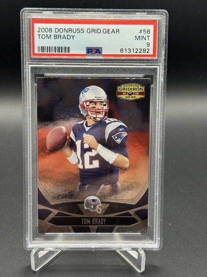2008 Donruss Gridiron Gear #58 Tom Brady PSA 9