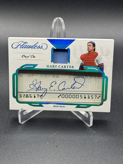 2023 Panini Flawless #FMC-GC Gary Carter Flawless Material Cuts #/1