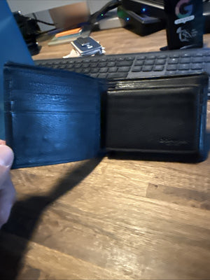 Coach Men Black Billfold Double Fold Bifold Leather Wallet KH