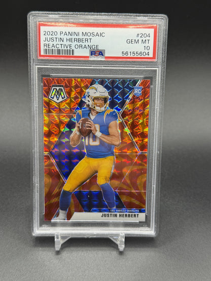 2020 Panini Mosaic #204 Justin Herbert Prizm Reactive Orange PSA 10