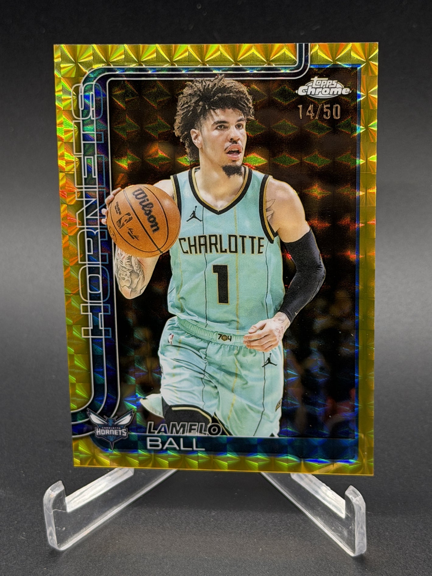2025-26 Topps Chrome #39 LaMelo Ball Gold Geometric Refractor #/50