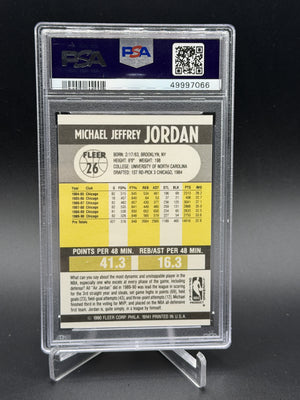 1990-91 Fleer #26 Michael Jordan PSA 8 (066)