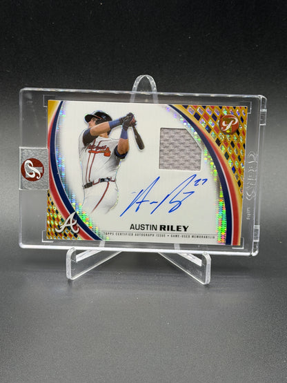 2026 Topps Pristine #PPAR-AUR Austin Riley Pieces Auto Relics Gold Refractor /50