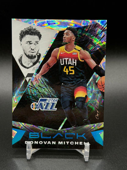 2020-21 Panini Black #5 Donovan Mitchell Fractal 1/1
