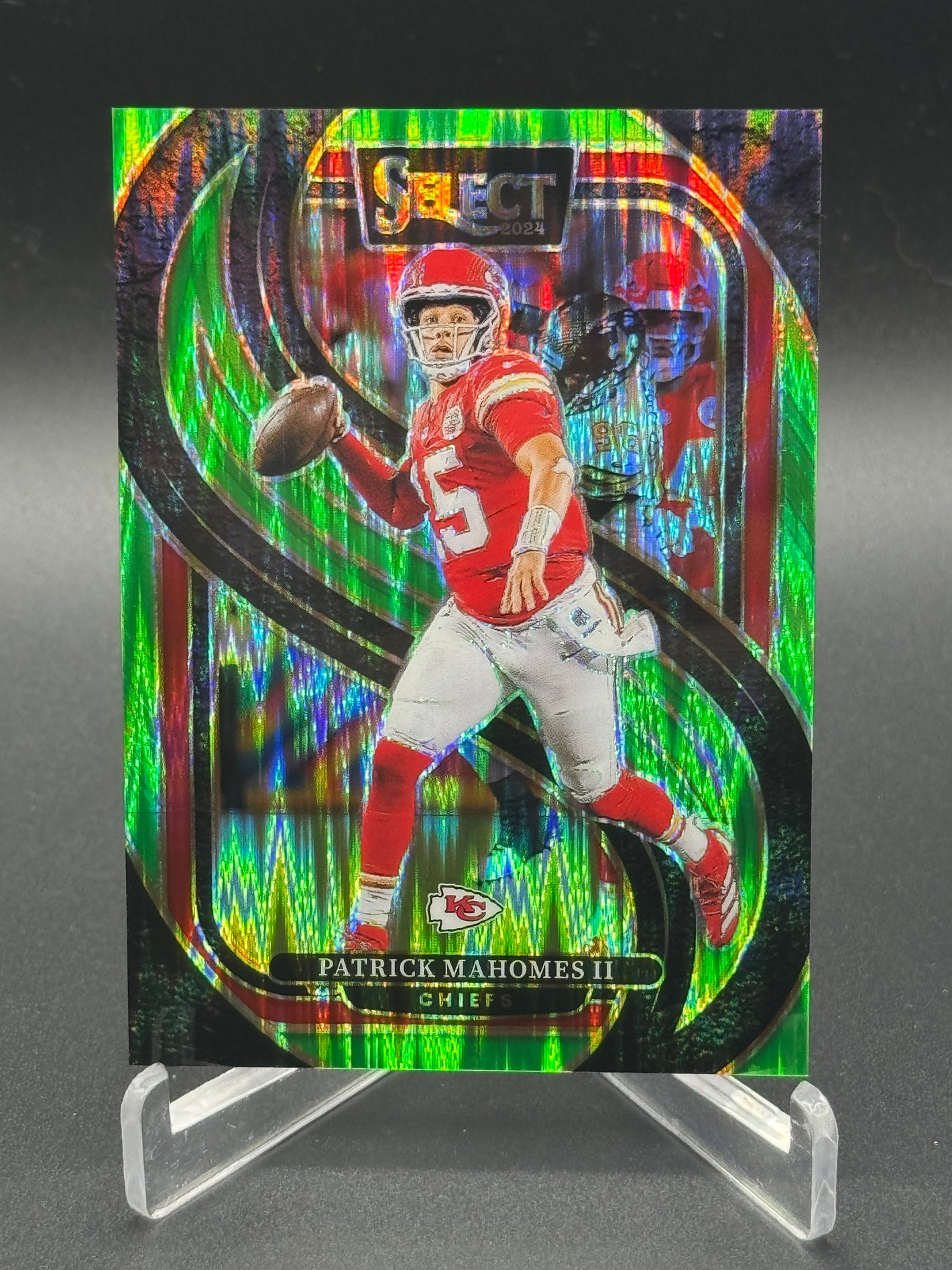 2024 Panini Select #120 Patrick Mahomes II Neon Green Prizm Shock #/499