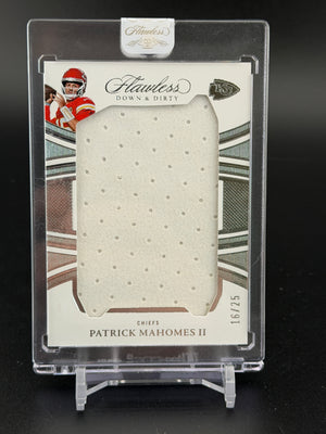 2025 Panini Flawless #65 Patrick Mahomes II Down and Dirty Game Used Jersey /25