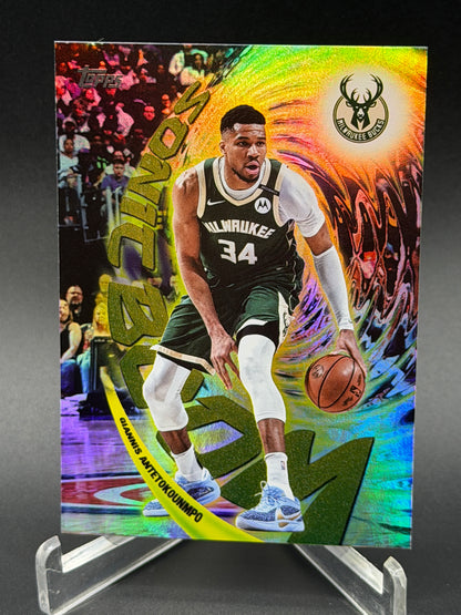 2025-26 Topps #SB-3 Giannis Antetokounmpo Sonic Boom